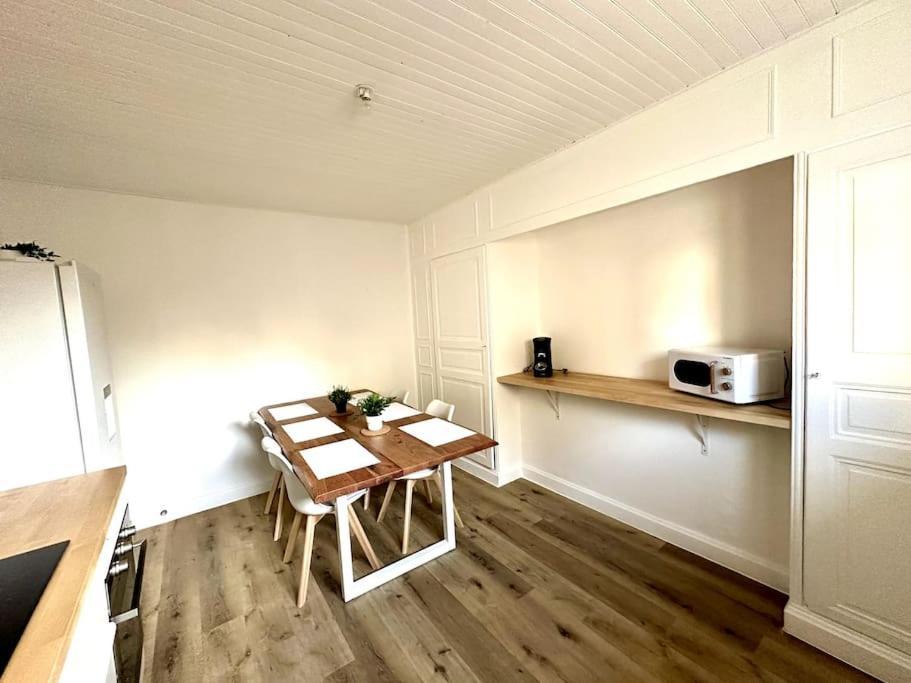 Cosy Centre *